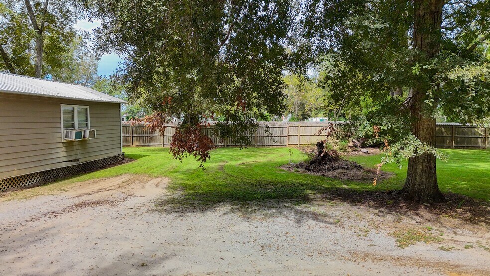 More Photos Of 318 AL-59 Hwy, Summerdale Hotel For Sale