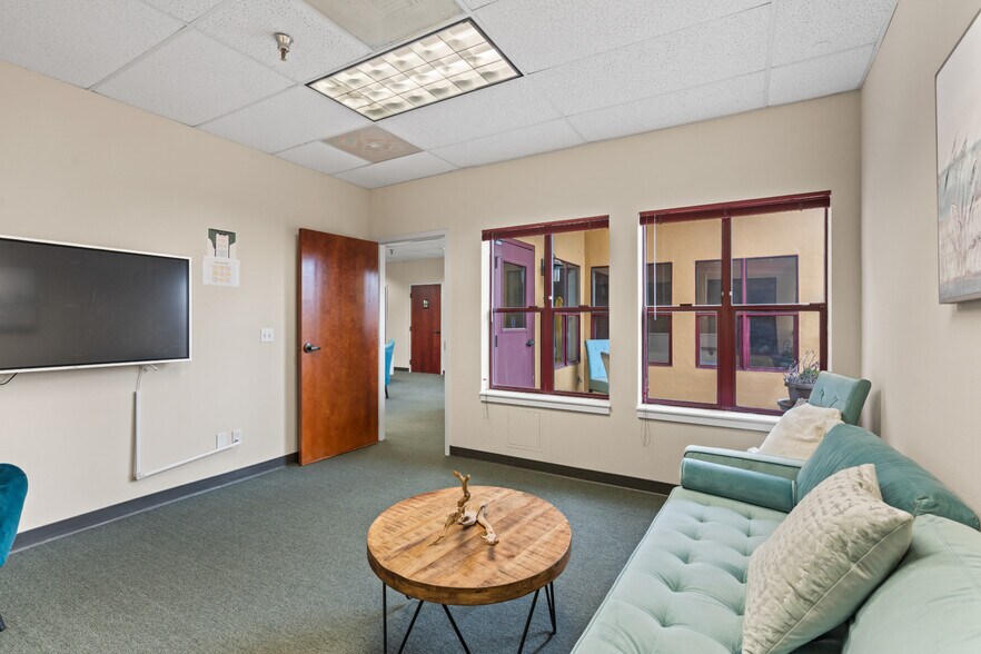 More Photos Of 1125 Pacific Ave, Santa Cruz Storefront Retail Office For Sale