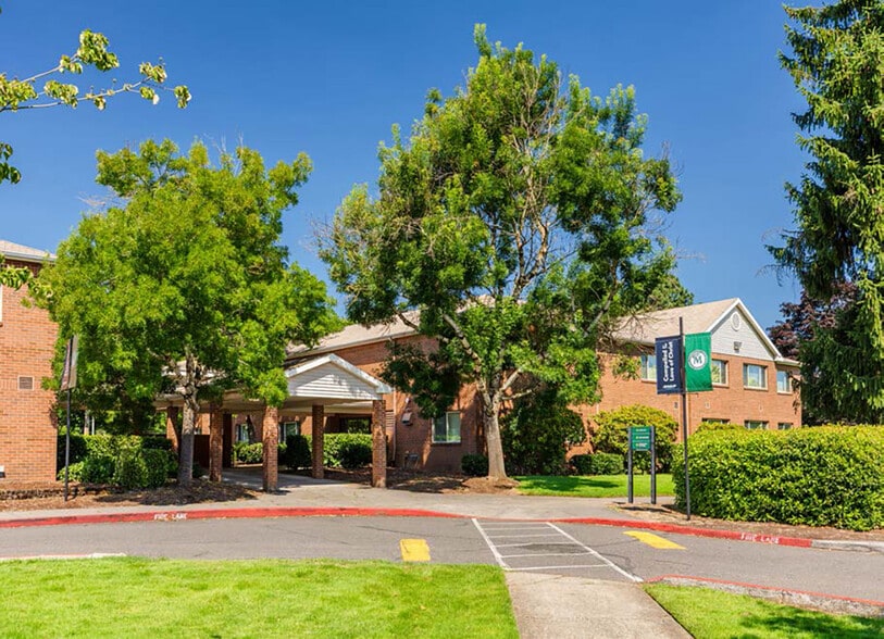 More Photos Of 8435 NE Glisan St, Portland Specialty For Sale