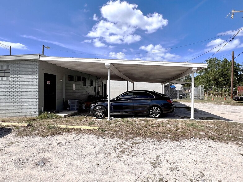 More Photos Of 680-690 S Lake Shore Way, Lk, Lake Alfred General Retail For Lease