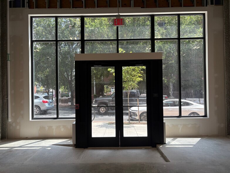 More Photos Of 1 W Chestnut St, Lancaster Apartments For Lease