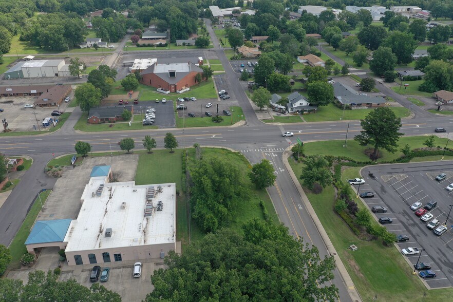 More Photos Of 2203 W Main St, Russellville Land For Sale