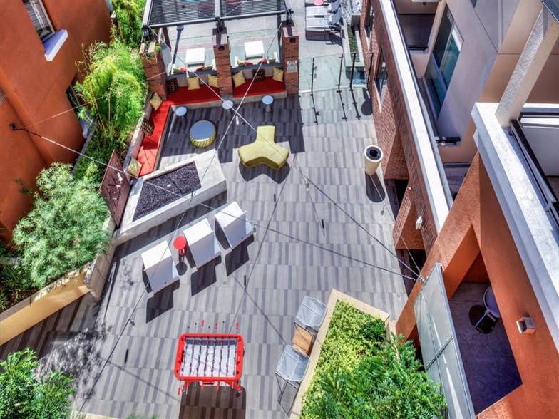 More Photos Of 905 E 2nd St, Los Angeles Apartments For Lease