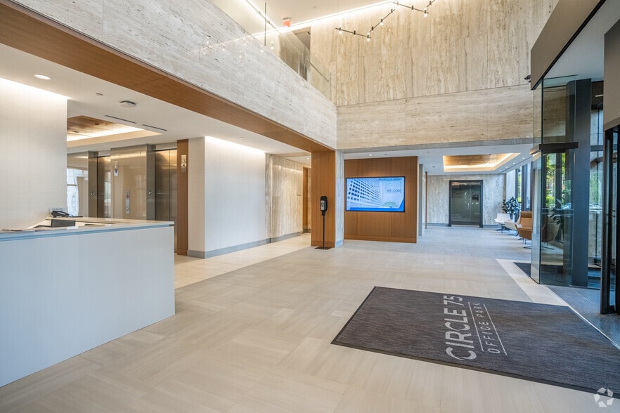 More Photos Of 900 Circle 75 Pky SE, Atlanta Unknown For Lease