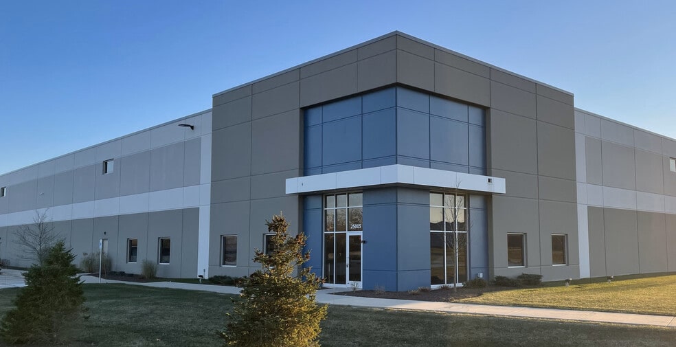 Primary Photo Of 25005 Joe Meier Pky, Salem Manufacturing For Lease