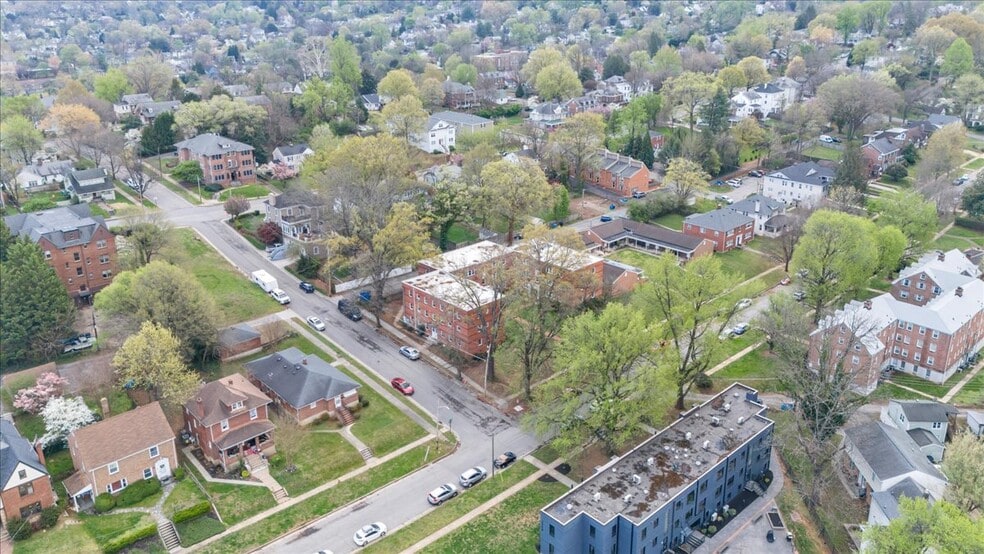 More Photos Of 2404 Longview Ave SW, Roanoke Multifamily For Sale