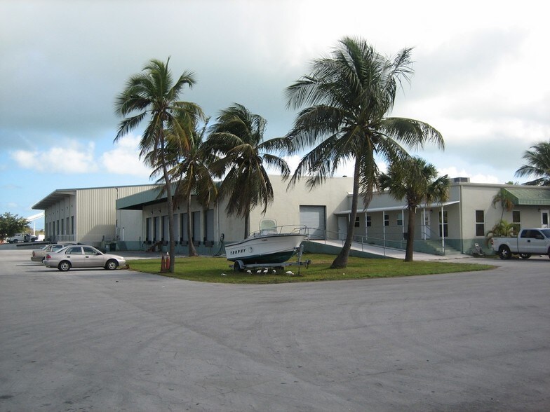 Primary Photo Of 121 Overseas Hwy, Key West Industrial For Sale