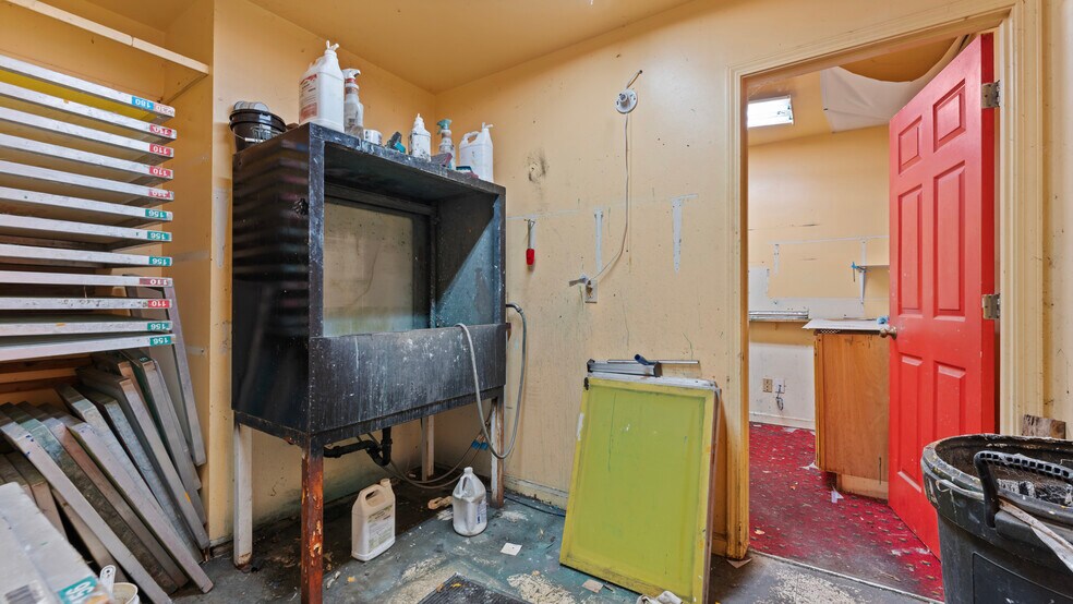 More Photos Of 240 Hwy 101, Bandon Freestanding For Sale