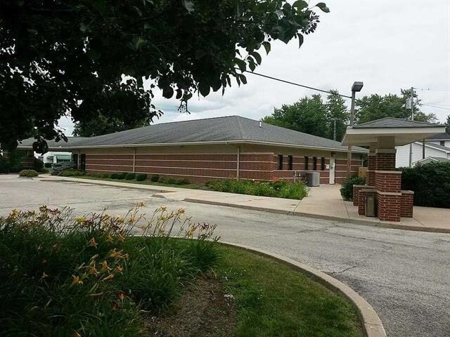 Primary Photo Of 349 W 1st St, Albany Medical For Sale