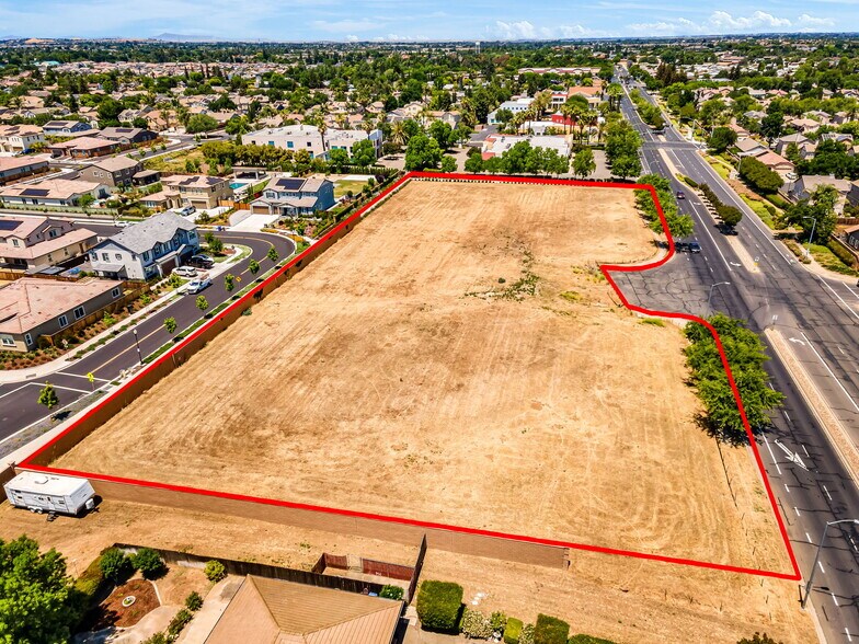 More Photos Of Walnut Blvd, Brentwood Land For Sale