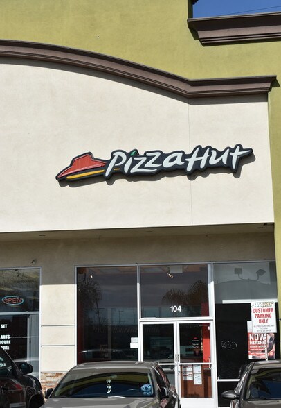 More Photos Of 611 E Imperial Hwy, Los Angeles Unknown For Lease