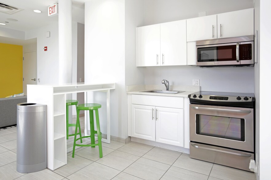 More Photos Of 28 E Jackson Blvd, Chicago Apartments For Sale