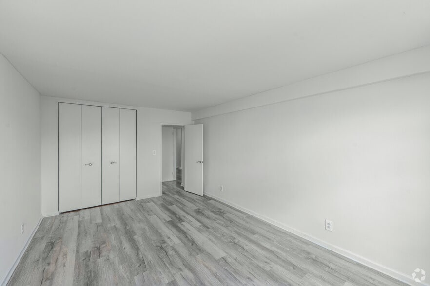 More Photos Of 854-860 E Broadway, Long Beach Apartments For Lease