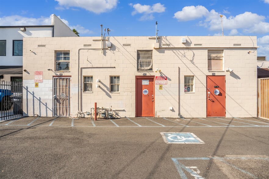 More Photos Of 340-344 E Foothill Blvd, Arcadia Freestanding For Sale