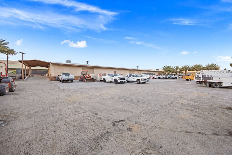 More Photos Of 81500 Industrial Pl, Indio Warehouse For Sale