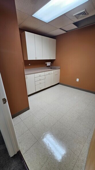 More Photos Of 7131 Rising Sun Ave, Philadelphia Office For Lease