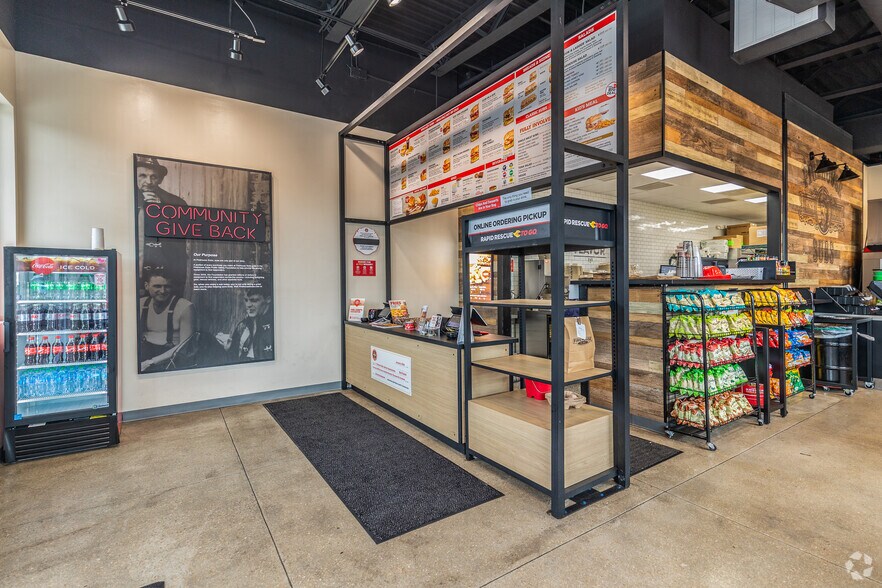 More Photos Of 2171 Crawfordville Hwy, Crawfordville General Retail For Sale