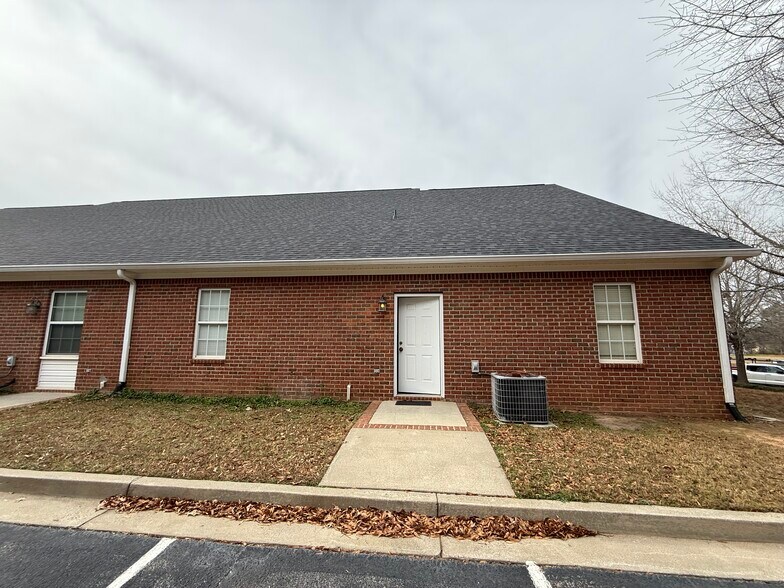 More Photos Of 3504 Professional Cir, Augusta Unknown For Lease