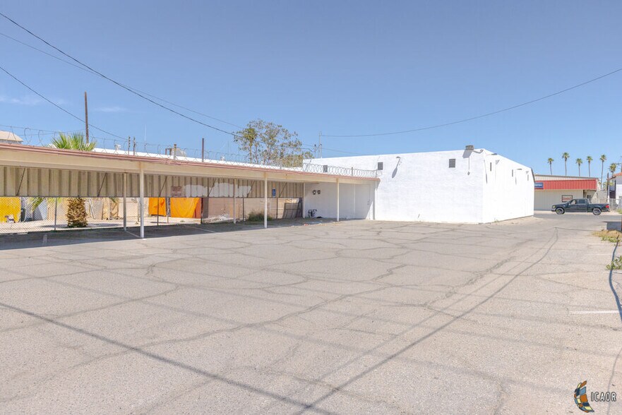 More Photos Of 765 Broadway Ave, El Centro Medical For Sale