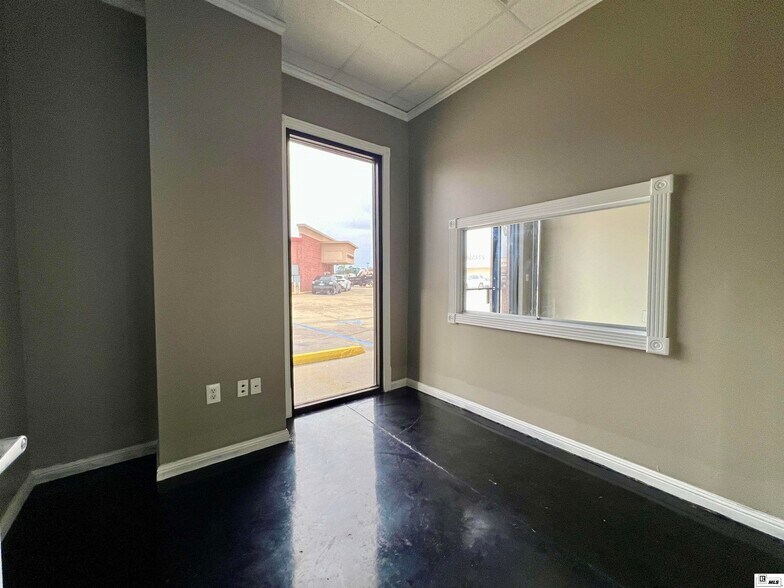 More Photos Of 5324 Cypress St, West Monroe Medical For Lease