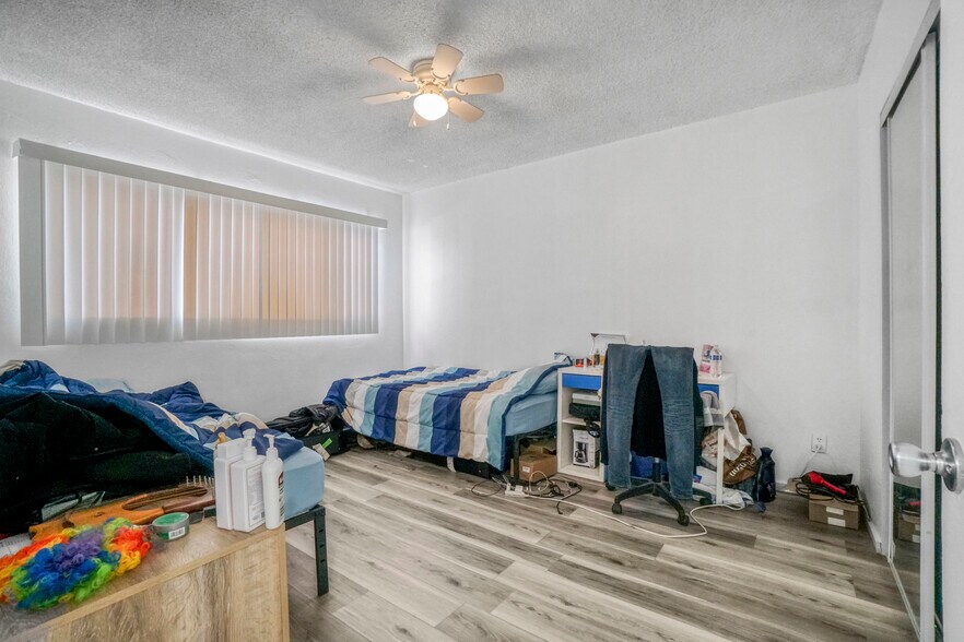 More Photos Of 2055 S Corning St, Los Angeles Apartments For Sale