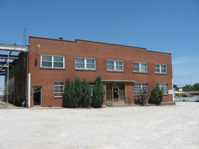 More Photos Of 1150 Maxwell Ave, Evansville Unknown For Lease