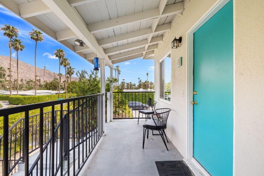 More Photos Of 1674 S Via Salida, Palm Springs Apartments For Sale