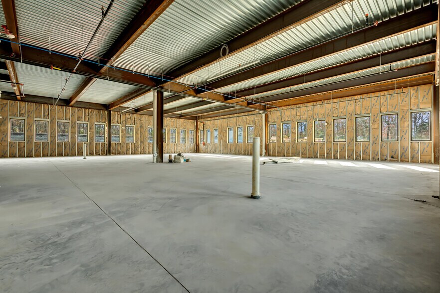 More Photos Of 705 Brewers Bridge Rd, Jackson Office For Lease