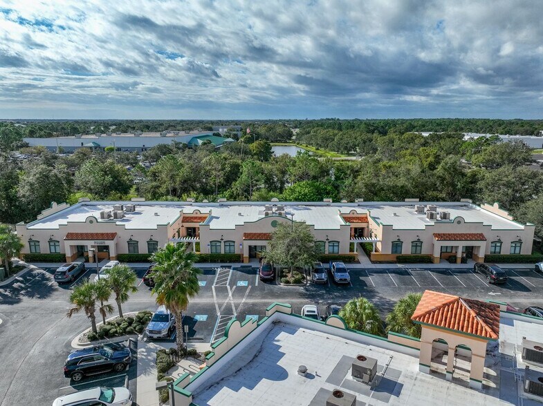More Photos Of 1207-1251 Sarasota Center Blvd, Sarasota Unknown For Lease