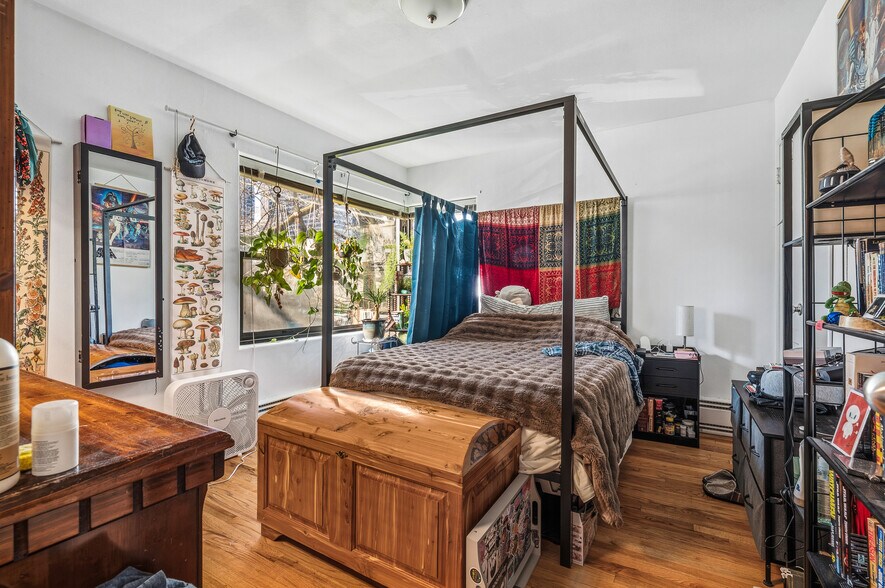 More Photos Of 804 James St, Seattle Multifamily For Sale