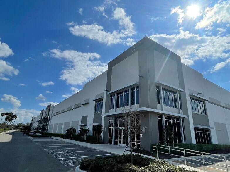 Primary Photo Of 10620 Boggy Creek Rd, Orlando Distribution For Lease