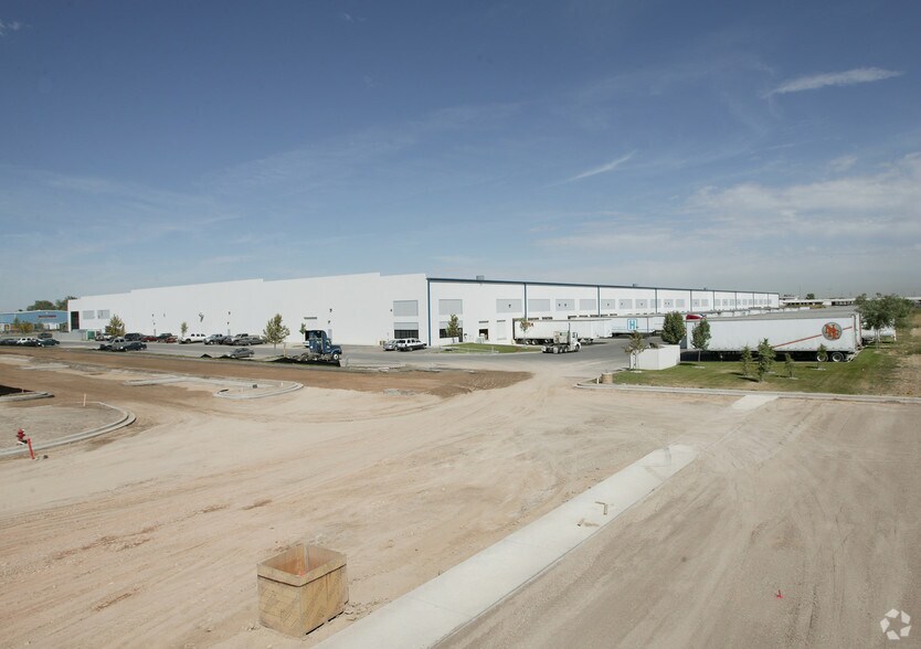 More Photos Of 2475 S 3200 W, Salt Lake City Distribution For Lease