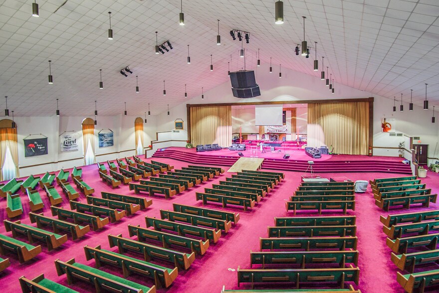 More Photos Of 1005 SW 4th St, Moore Religious Facility For Sale