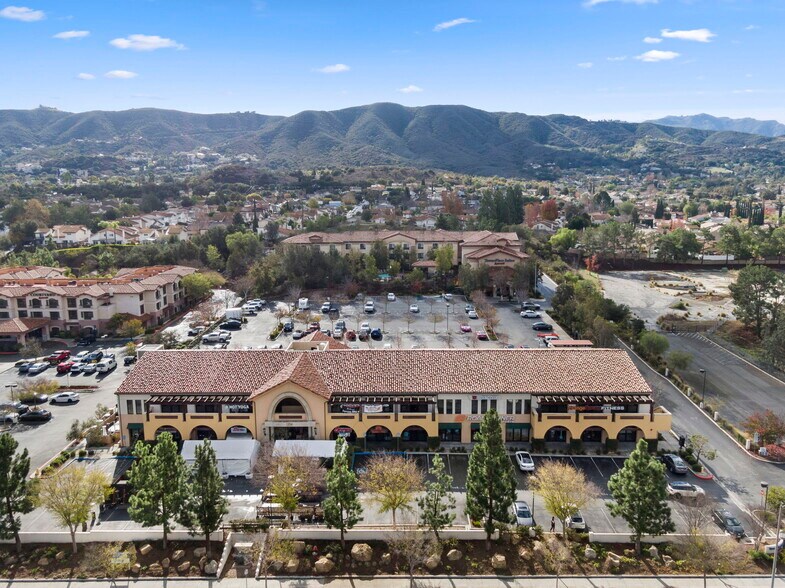 More Photos Of 1714 Newbury Rd, Newbury Park General Retail For Lease