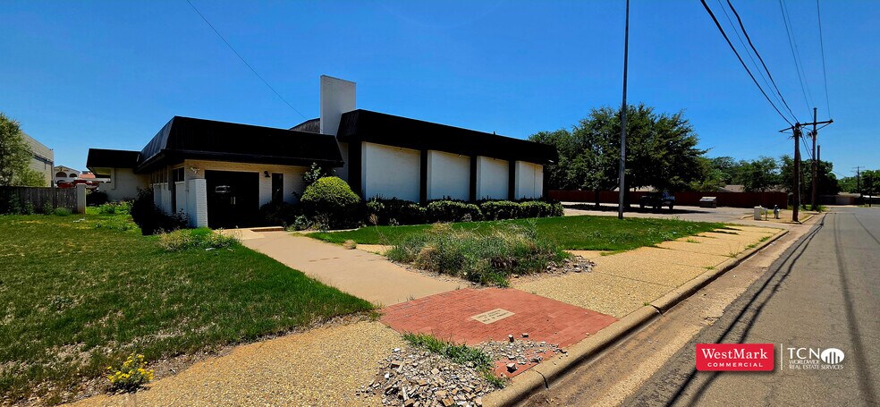 More Photos Of 5015 Knoxville Ave, Lubbock Office For Sale