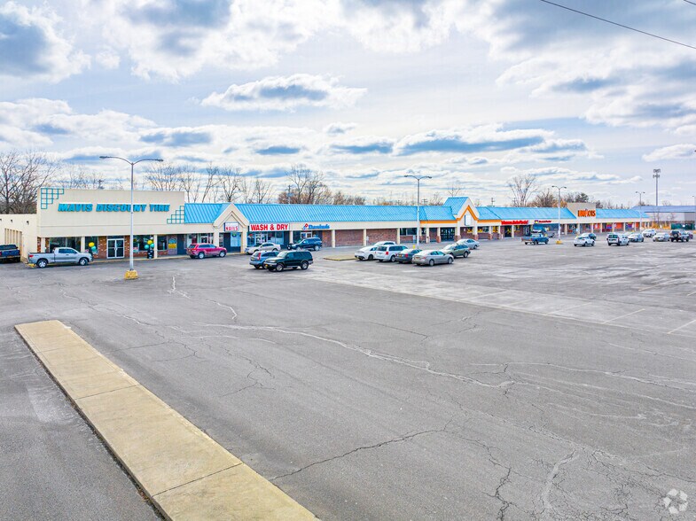 More Photos Of 300 Fairview Ave, Hudson Unknown For Lease