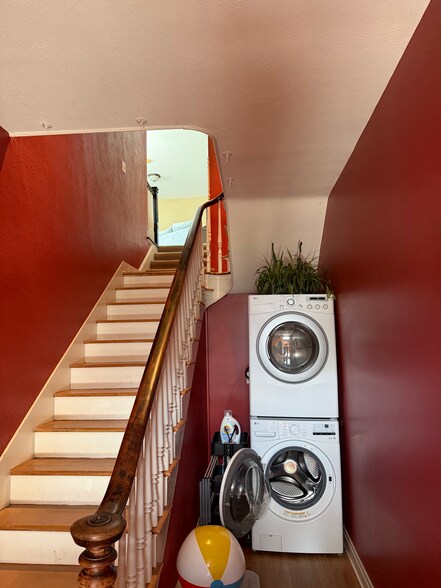More Photos Of 234 W Main St, Hummelstown Office Residential For Sale