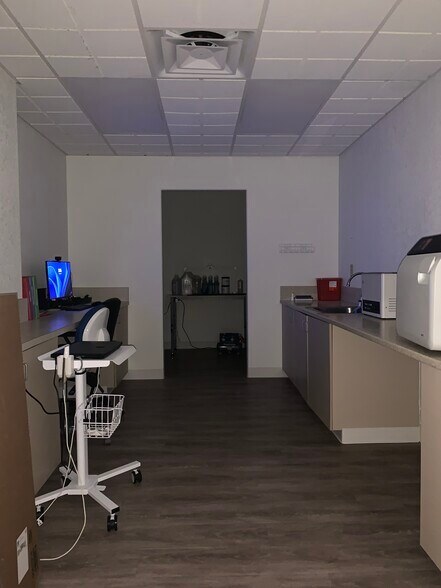 More Photos Of 35801-36091 US Hwy 19 N, Palm Harbor Freestanding For Lease