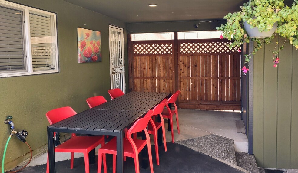 More Photos Of 1832 N Lombard St, Portland Medical For Lease
