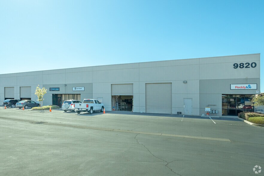 More Photos Of 9820 Dino Dr, Elk Grove Warehouse For Lease