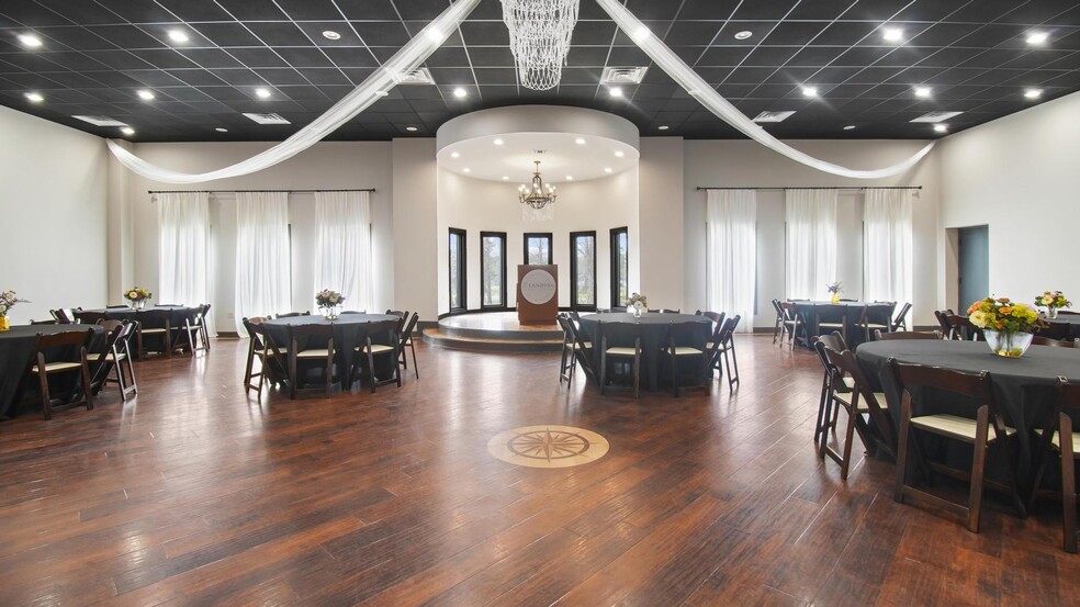 More Photos Of 14284 State Highway 322 N, Kilgore Lodge Meeting Hall For Sale