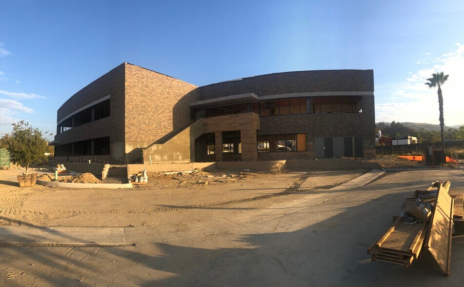 More Photos Of 2794 Pronio Cir, Corona Unknown For Lease