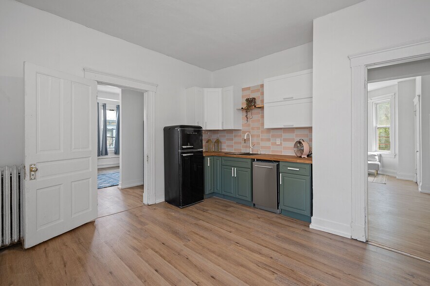 More Photos Of 4431 Allison St, Norwood Apartments For Sale