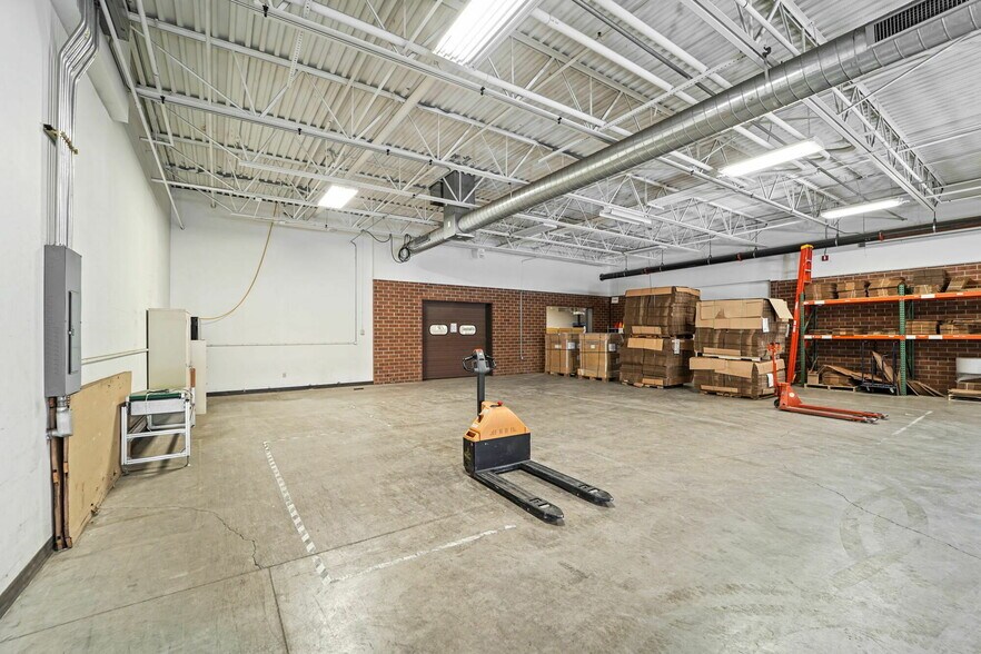 More Photos Of 20 Bomax Dr, Ithaca Manufacturing For Sale