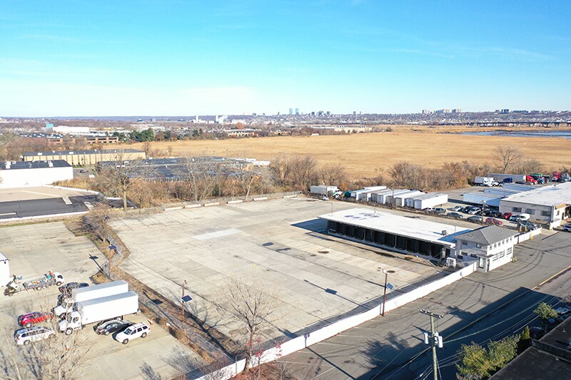 Primary Photo Of 2 Avenue A, Carlstadt Truck Terminal For Lease