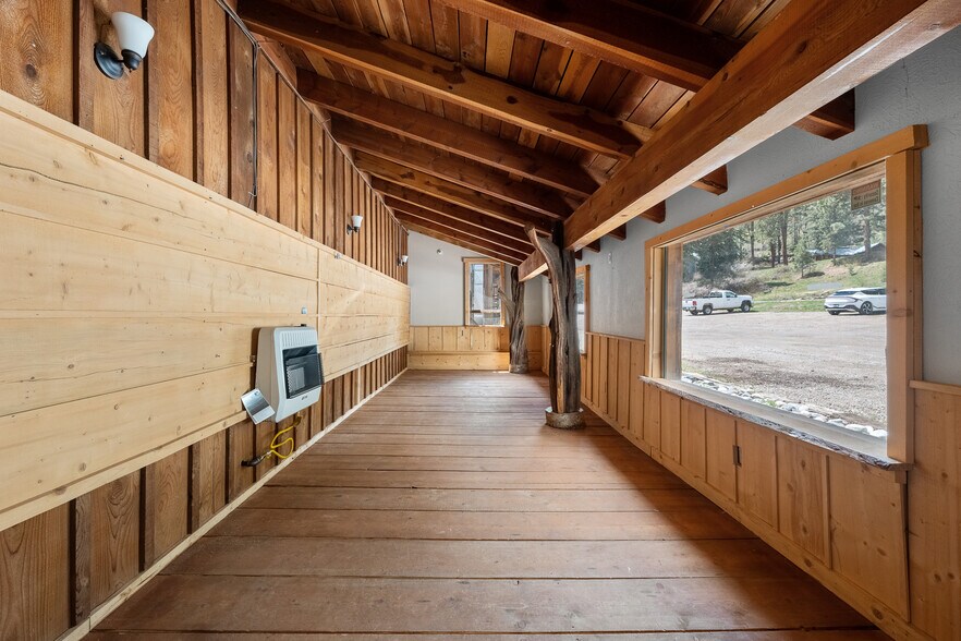 More Photos Of 17460 County Road 501, Bayfield Restaurant For Lease