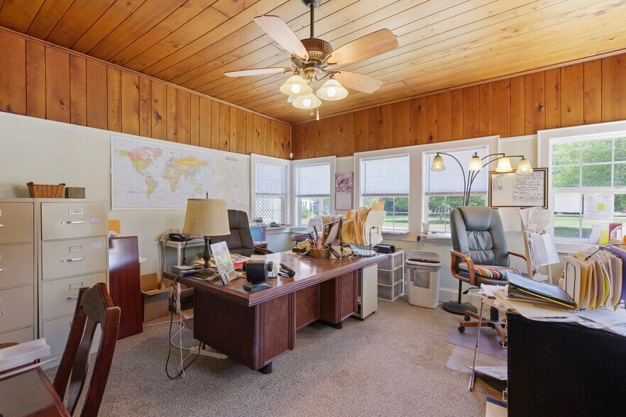 More Photos Of 310 S Clinton Ave, Dunn Medical For Sale