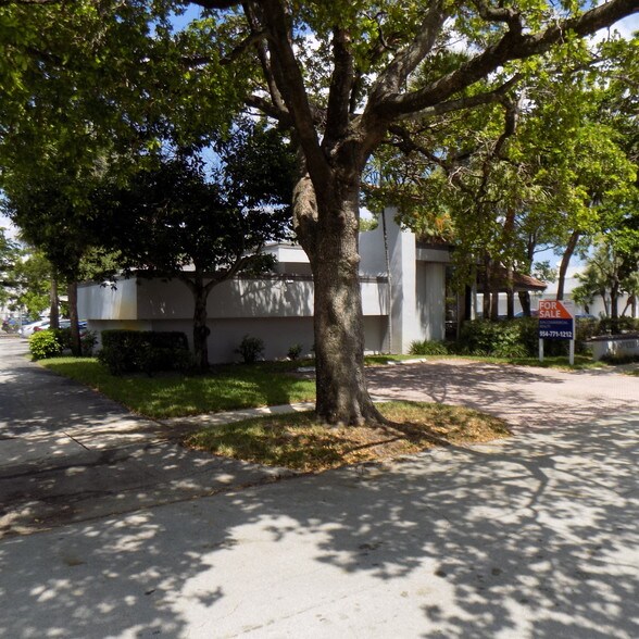 Primary Photo Of 507 SE 11th Ct, Fort Lauderdale Office Residential For Sale