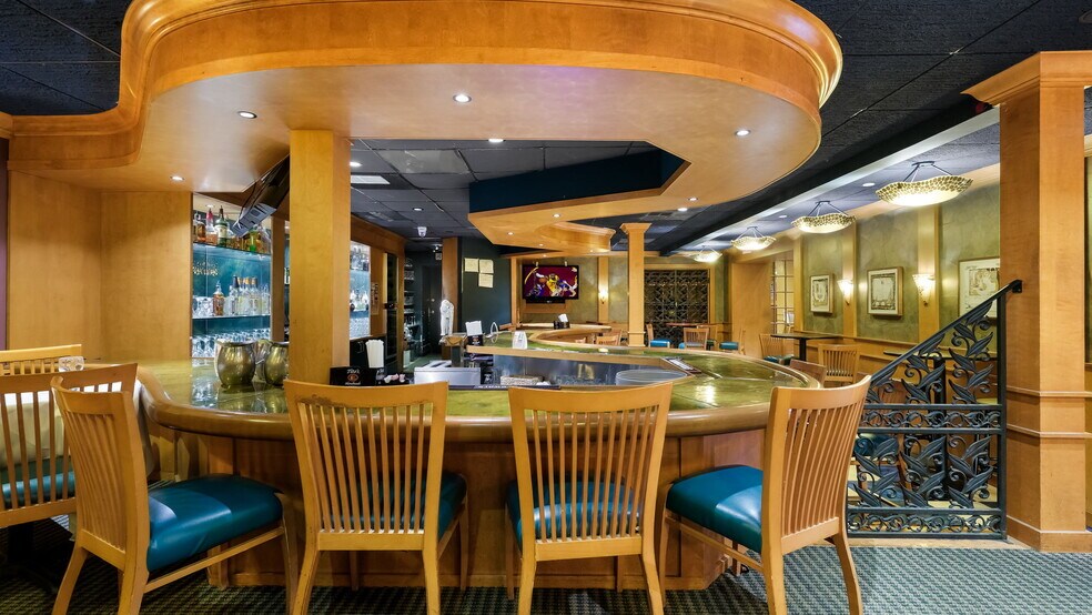 More Photos Of 1373 Easton Rd, Warrington Restaurant For Sale