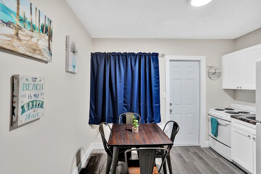 More Photos Of 729-731 SW 4th Ct, Fort Lauderdale Apartments For Sale